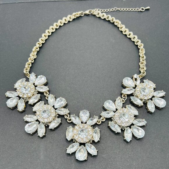 Dazzling Vintage Necklace - Picture 2 of 3